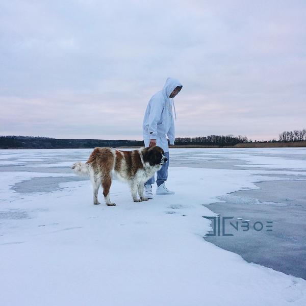 Трек Живое