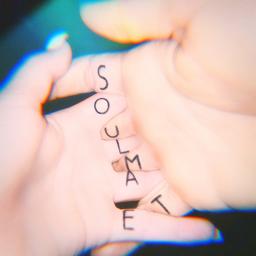 Трек Soulmate