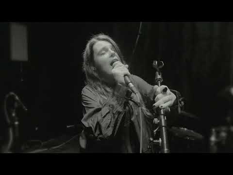 Собака - Первым поселенцам (Live) видео (клип)