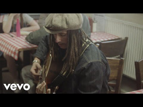 JP Cooper - She's On My Mind (Acoustic) видео (клип)