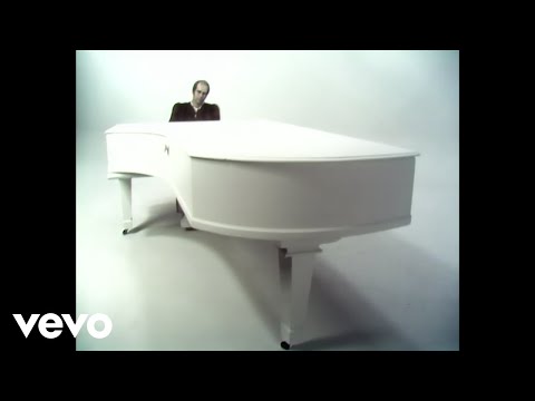 Blue, Elton John - Sorry Seems To Be The Hardest Word видео (клип)