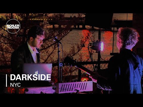 Darkside - Liberty Bell (Live) видео (клип)