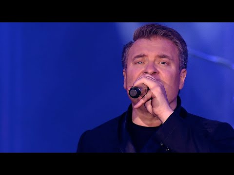 Александр Добронравов - Как упоительны в России вечера (Live) видео (клип)