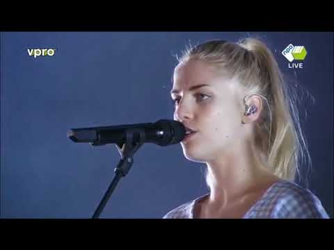 London Grammar - Nightcall видео (клип)